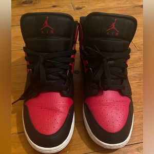 Mid jordan 1s